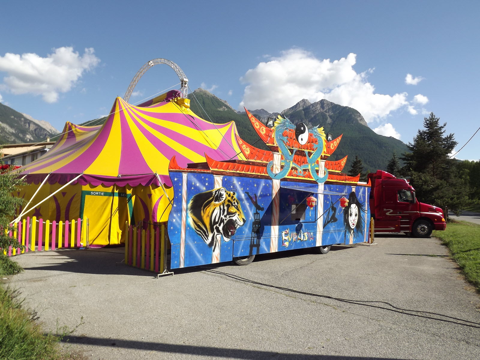 Cirque Eurasia - du 15 au 20 juillet